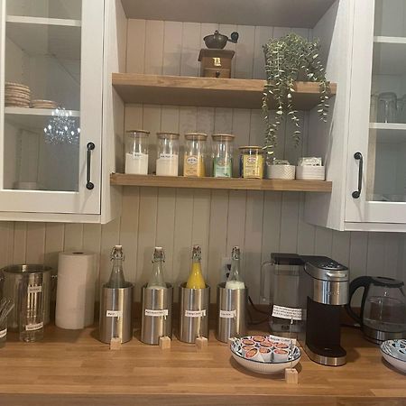 Woodside Farm Country Inn スーク エクステリア 写真